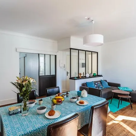 Апартаменти Luckey Homes - Rue Gardague *