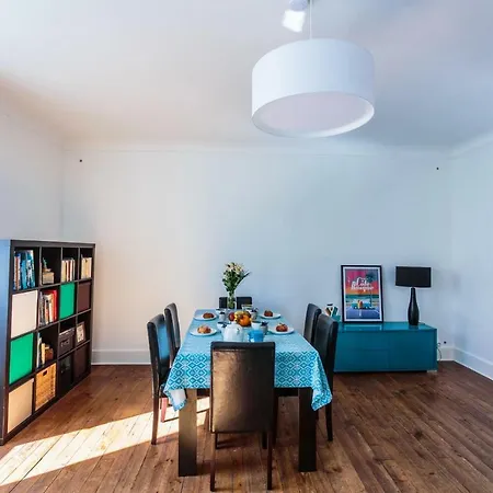 Luckey Homes - Rue Gardague Апартаменти
